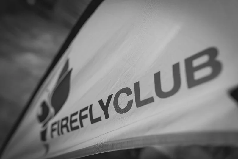 Die DJs des Fireflyclubs legen auf bei Nachtstruktur – dem inklusive Clubbing-Format in Wien